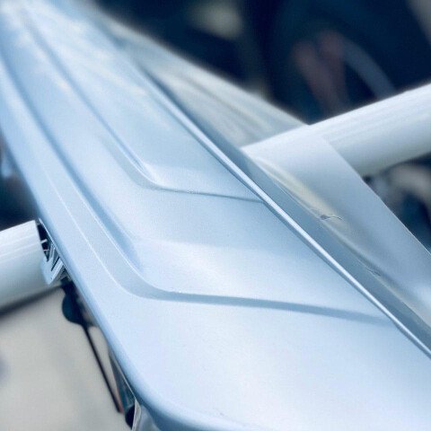 Оклейка в матовый полиуретан губа на Lexus RX
